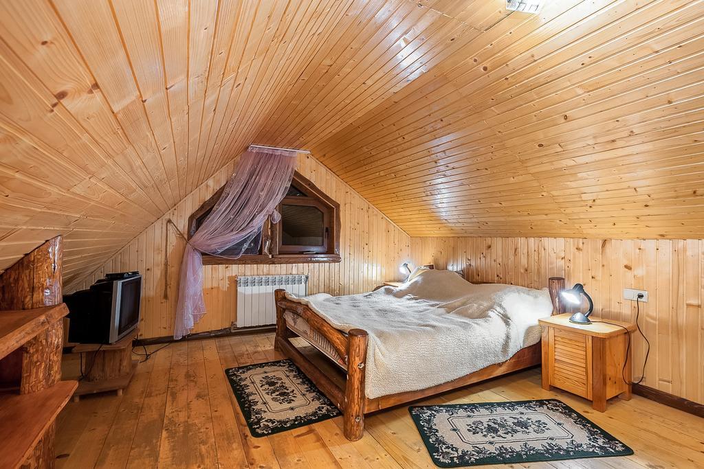 Vatra Hotel Yaremche Exterior photo