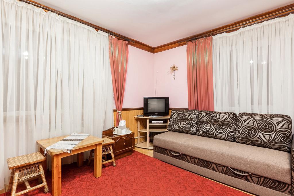 Vatra Hotel Yaremche Exterior photo
