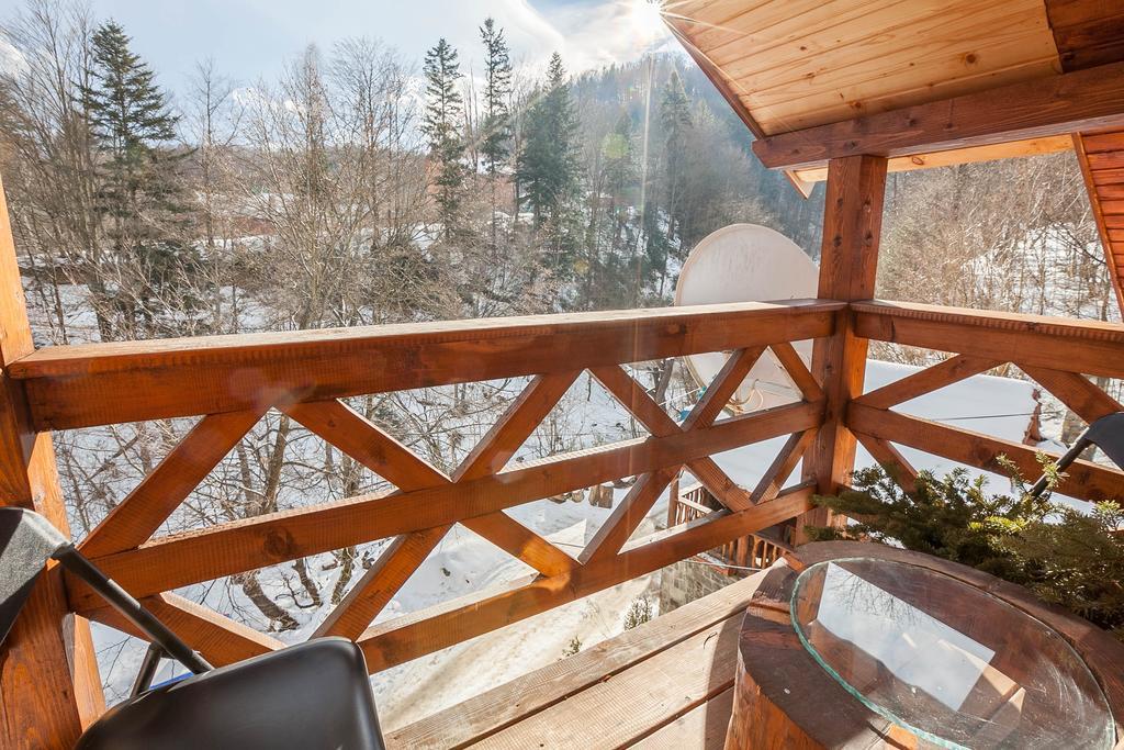 Vatra Hotel Yaremche Exterior photo